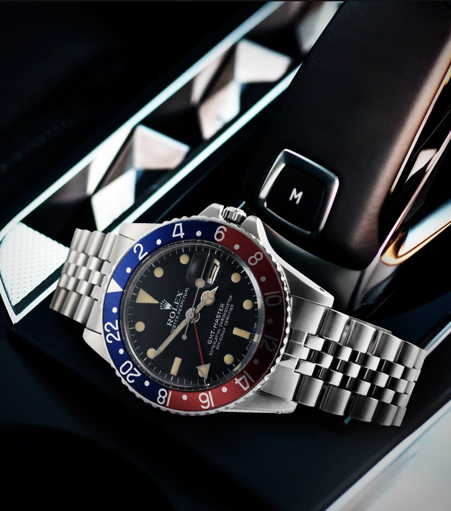The Definitive Guide to the New 2020 Rolex Submariner - Crown